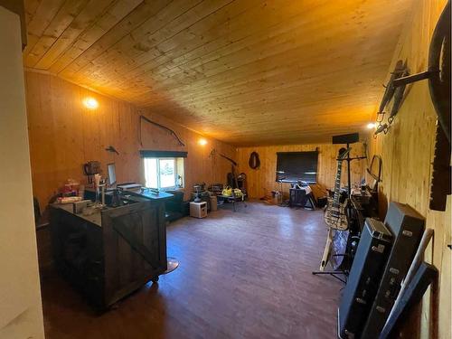 432044 252A Range, Rural Ponoka County, AB - Indoor Photo Showing Other Room