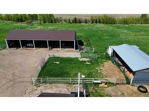 432044 252A Range, Rural Ponoka County, AB - Outdoor