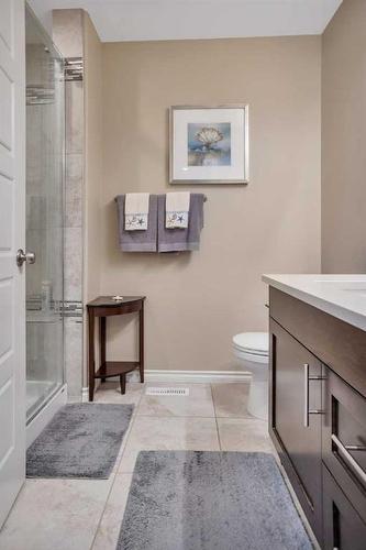 107 Aurora Heights Boulevard, Blackfalds, AB - Indoor Photo Showing Bathroom