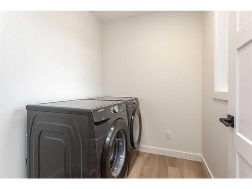 49 Tranter Street, Red Deer, AB - Indoor Photo Showing Laundry Room
