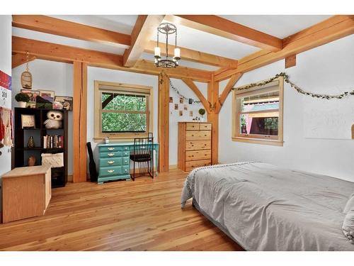 276 Canal Street, Rural Ponoka County, AB - Indoor Photo Showing Bedroom