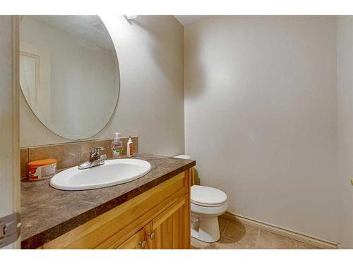 7-5311 57 Avenue, Ponoka, AB - Indoor Photo Showing Bathroom