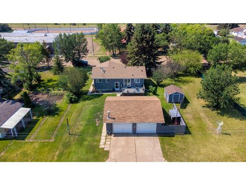 210 Lady Vivian Avenue West, Galahad, AB - Outdoor