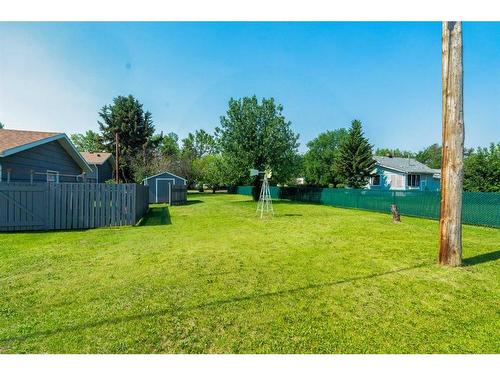 212 Lady Vivian Avenue West, Galahad, AB 