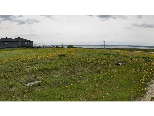 39-421057 Range Road 284, Rural Ponoka County, AB 