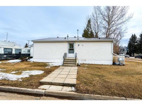 5140 52 Avenue, Viking, AB 