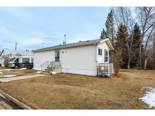 5140 52 Avenue, Viking, AB 