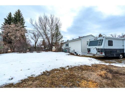 5140 52 Avenue, Viking, AB 