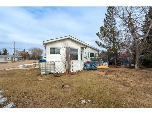 5140 52 Avenue, Viking, AB 