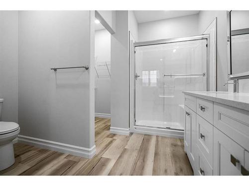 3307 50A Street Close, Camrose, AB - Indoor Photo Showing Bathroom