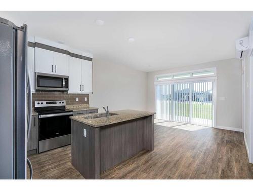 36-6519 46 Street, Wetaskiwin, AB - Indoor Photo Showing Kitchen