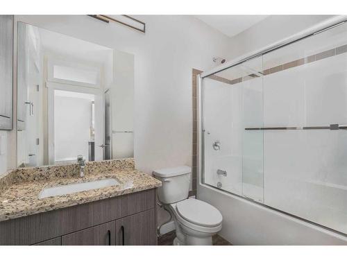 36-6519 46 Street, Wetaskiwin, AB - Indoor Photo Showing Bathroom