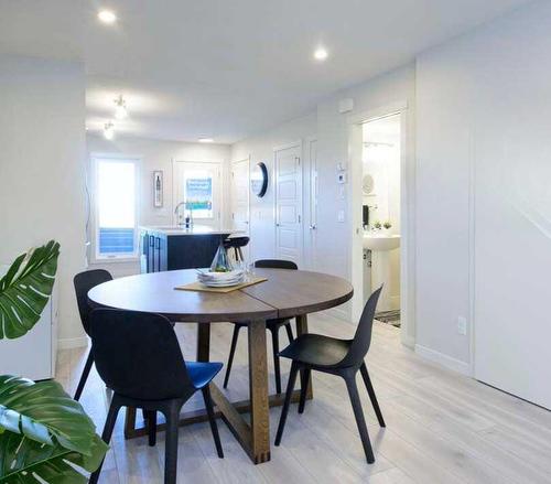 14645 1 Street Ne, Calgary, AB - Indoor Photo Showing Dining Room