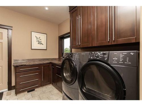 132-38254 Range Road 265, Rural Red Deer County, AB - Indoor Photo Showing Laundry Room