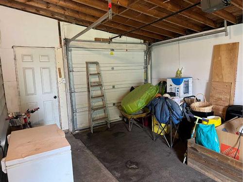 5411 59 Street, Ponoka, AB - Indoor Photo Showing Garage