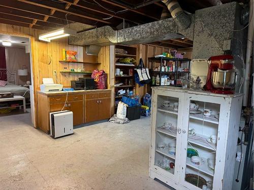 5411 59 Street, Ponoka, AB - Indoor Photo Showing Basement