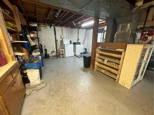 5411 59 Street, Ponoka, AB - Indoor Photo Showing Basement