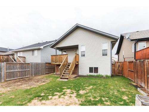 124 Vickers Close, Red Deer, AB - Outdoor With Exterior