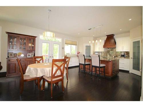 69 Grove Close, Red Deer, AB - Indoor Photo Showing Dining Room