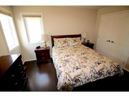 69 Grove Close, Red Deer, AB - Indoor Photo Showing Bedroom