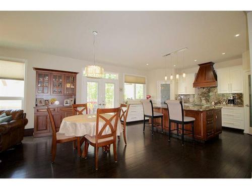 69 Grove Close, Red Deer, AB - Indoor Photo Showing Dining Room