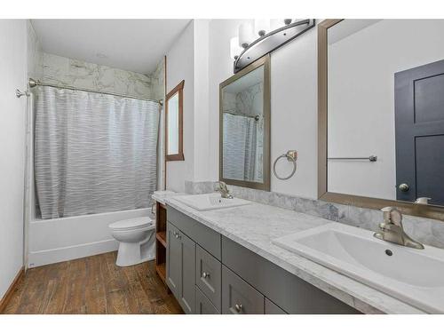 156 Bruhn Boulevard, Rural Ponoka County, AB - Indoor Photo Showing Bathroom