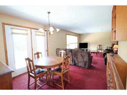 43231 Range Road 220, Rural Camrose County, AB - Indoor Photo Showing Dining Room