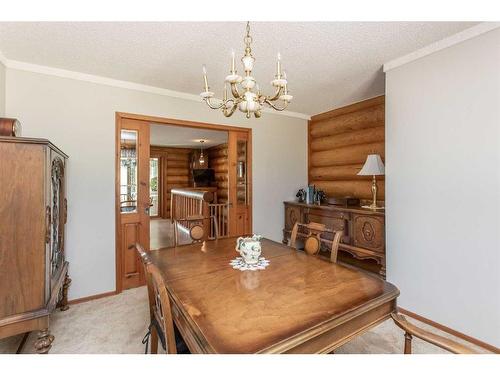 24218 Township Road 414, Rural Lacombe County, AB - Indoor Photo Showing Dining Room