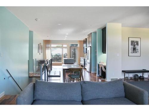 5109 50 Street, Sedgewick, AB - Indoor Photo Showing Living Room