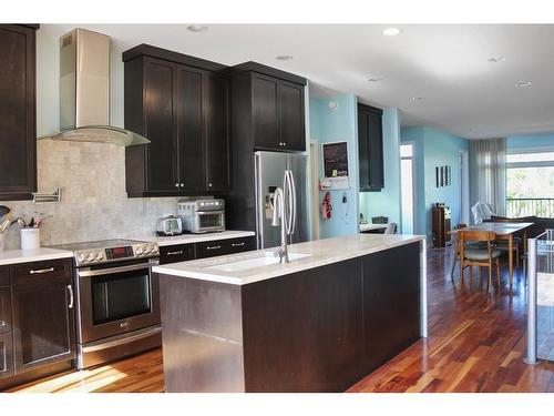 5109 50 Street, Sedgewick, AB - Indoor Photo Showing Kitchen With Upgraded Kitchen