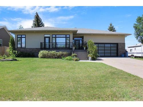 5109 50 Street, Sedgewick, AB - Outdoor With Deck Patio Veranda With Facade