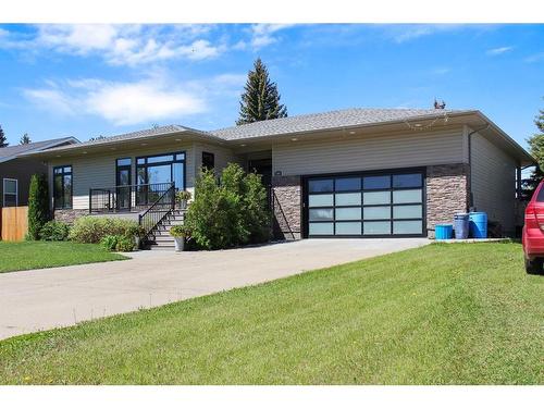 5109 50 Street, Sedgewick, AB - Outdoor