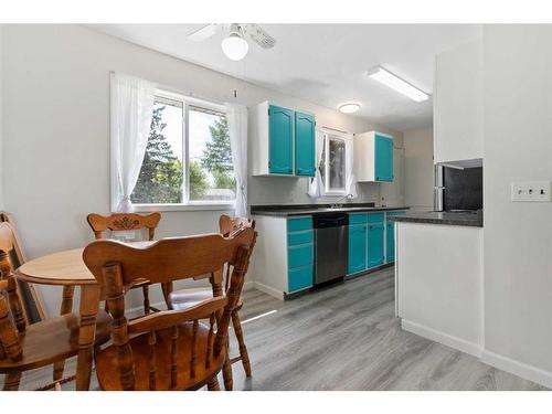 4806A 48 Avenue, Forestburg, AB - Indoor Photo Showing Dining Room