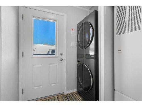 #111-41019 Range Road 11, Rural Lacombe County, AB - Indoor Photo Showing Laundry Room