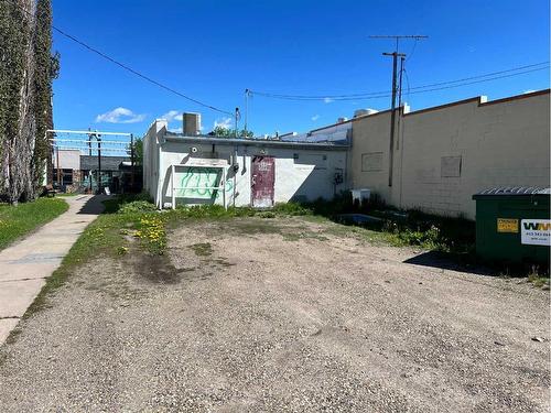 5023 50 Street, Innisfail, AB 