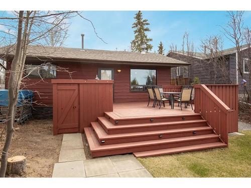 101 Lakeview Avenue, Gull Lake, AB - Outdoor With Deck Patio Veranda With Exterior