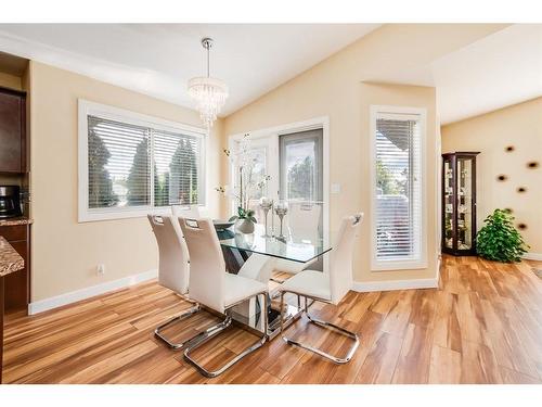 144 Kershaw Close, Red Deer, AB - Indoor Photo Showing Dining Room