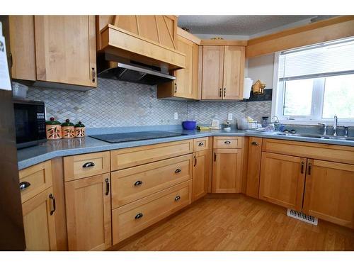 415008 Range Road 82, Rural Provost No. 52, M.D. Of, AB - Indoor Photo Showing Kitchen