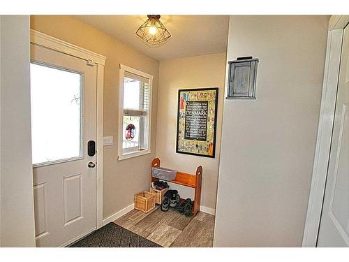 27 Lucky Place, Sylvan Lake, AB - Indoor Photo Showing Other Room