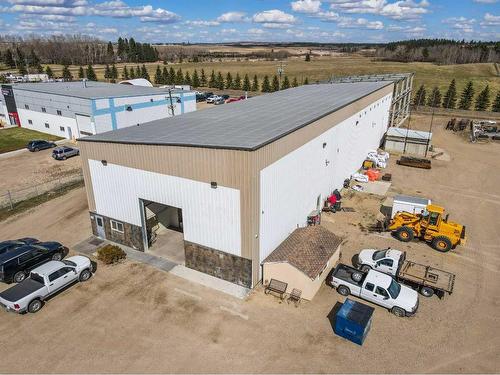 #11/13-27123 Hwy 597, Rural Lacombe County, AB 