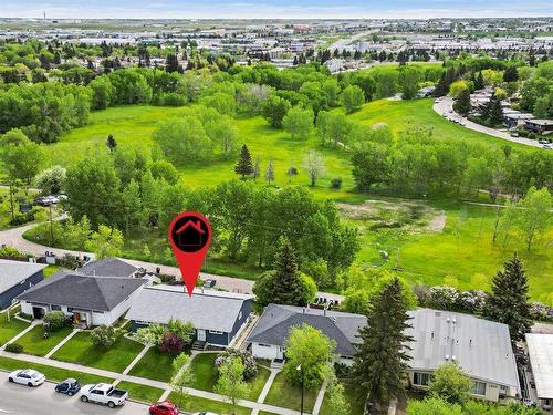 4634 4 Street Nw, Calgary, AB - Outdoor With View