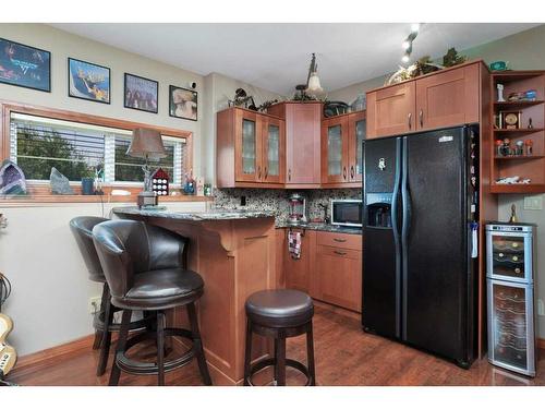 4030-25054 South Pine Lake Road, Rural Red Deer County, AB - Indoor Photo Showing Kitchen