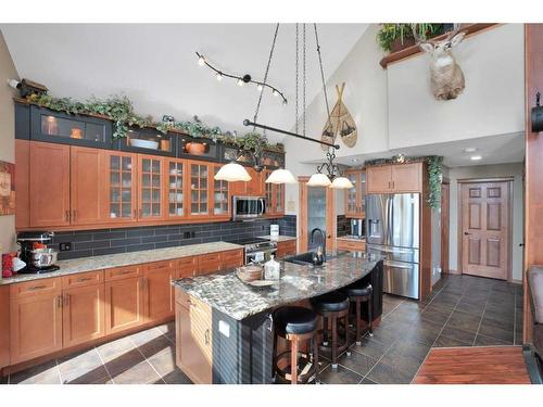 4030-25054 South Pine Lake Road, Rural Red Deer County, AB - Indoor Photo Showing Kitchen