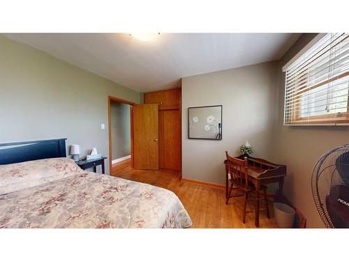 24 Abbey Road, Rural Stettler No. 6, County Of, AB - Indoor Photo Showing Bedroom