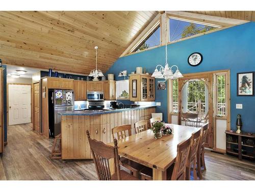 39527 Range Road 3-1, Rural Lacombe County, AB - Indoor Photo Showing Dining Room