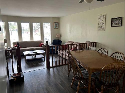 5404 48 Avenue West, Forestburg, AB - Indoor Photo Showing Dining Room