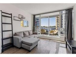 301-30 Brentwood Common NW Calgary, AB T2L 1K8