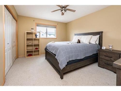 37 Duckering Close, Red Deer, AB - Indoor Photo Showing Bedroom