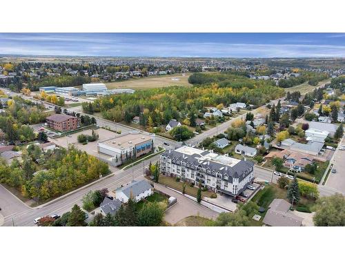 204-4707 50 Street, Sylvan Lake, AB - Outdoor With View