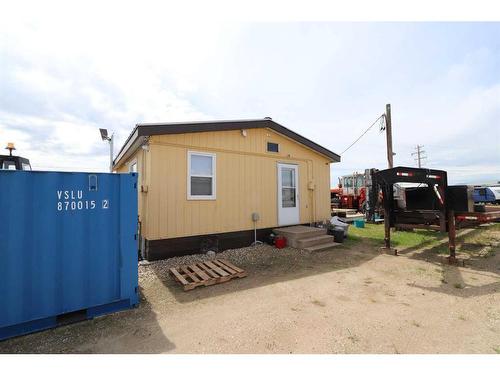 6402 42 Avenue, Ponoka, AB 